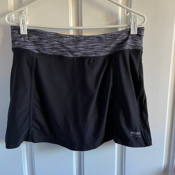 Running Room black and grey running Skirt, size L - Picture 1 of 6